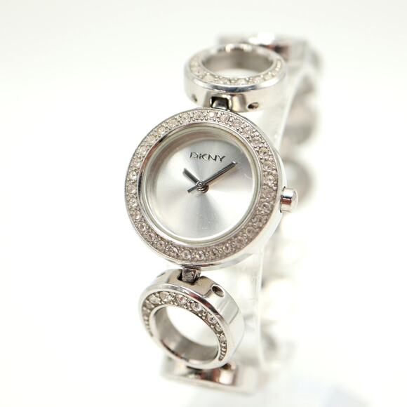 DKNY Womens Silver Tone Jeweled 24mm Watch Circle Link Bracelet w New Battery - Picture 1 of 14